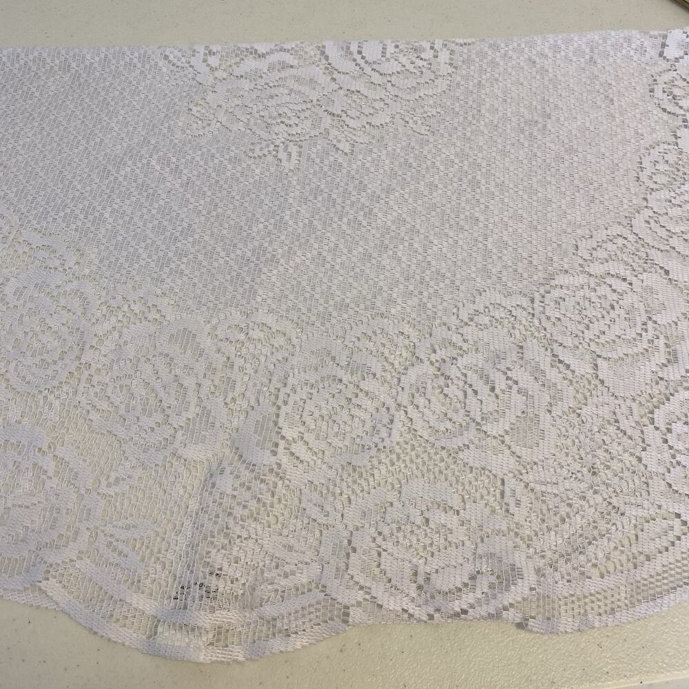 Vintage Circular White Lace Small Round Table Cloth 35” Cottagecore Angelcore